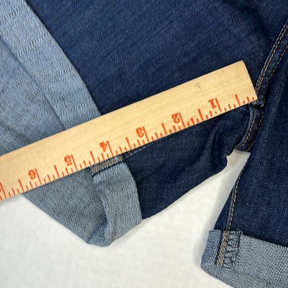 Levi’s Signature Mid Rise Denim Shorts Women's Size 18 - Picture 4 of 9